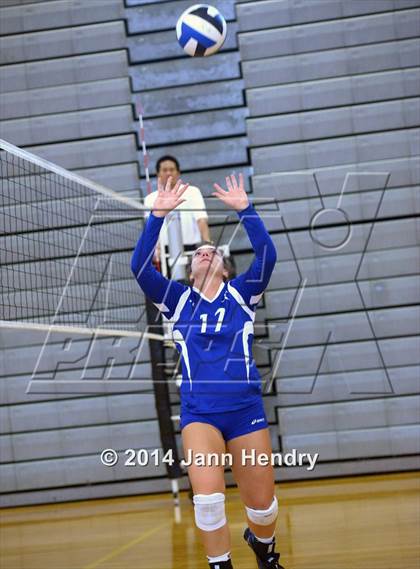 Thumbnail 2 in O'Gorman vs. Durango (Durango Fall Classic) photogallery.
