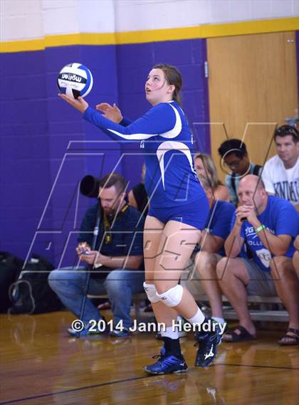 Thumbnail 3 in O'Gorman vs. Durango (Durango Fall Classic) photogallery.