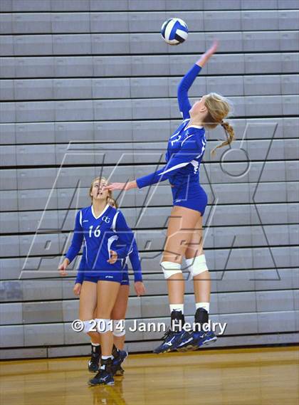 Thumbnail 2 in O'Gorman vs. Durango (Durango Fall Classic) photogallery.
