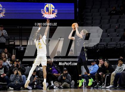 Thumbnail 1 in Notre Dame (SO) vs. Granada (CIF State D1 Final) photogallery.