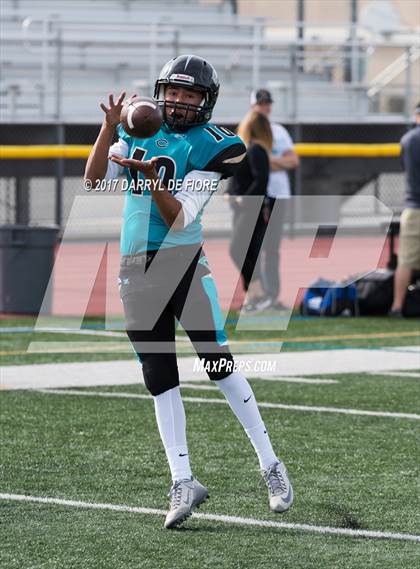 Thumbnail 3 in Christopher vs Alisal (CIF CCS D4 SemifFinal) photogallery.