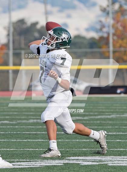 Thumbnail 1 in Christopher vs Alisal (CIF CCS D4 SemifFinal) photogallery.