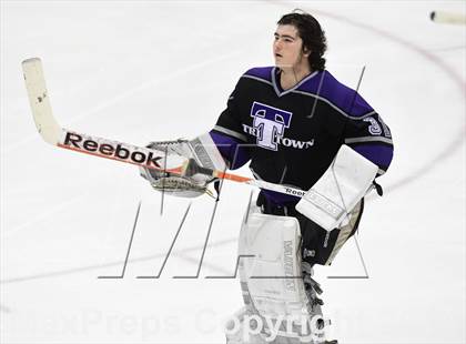 Thumbnail 2 in Tri-Town vs. Newtown (CIAC DIII Semifinal) photogallery.