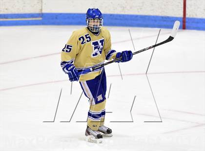 Thumbnail 2 in Tri-Town vs. Newtown (CIAC DIII Semifinal) photogallery.