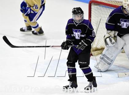 Thumbnail 1 in Tri-Town vs. Newtown (CIAC DIII Semifinal) photogallery.