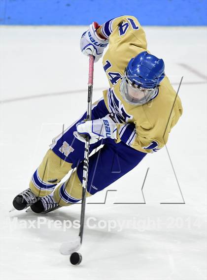 Thumbnail 2 in Tri-Town vs. Newtown (CIAC DIII Semifinal) photogallery.