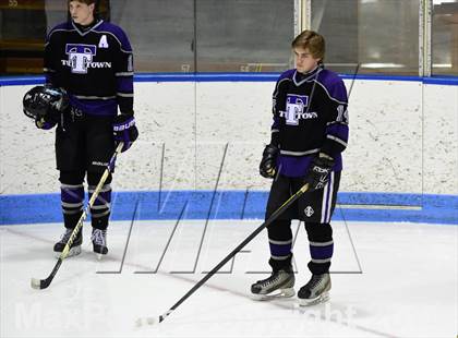 Thumbnail 3 in Tri-Town vs. Newtown (CIAC DIII Semifinal) photogallery.