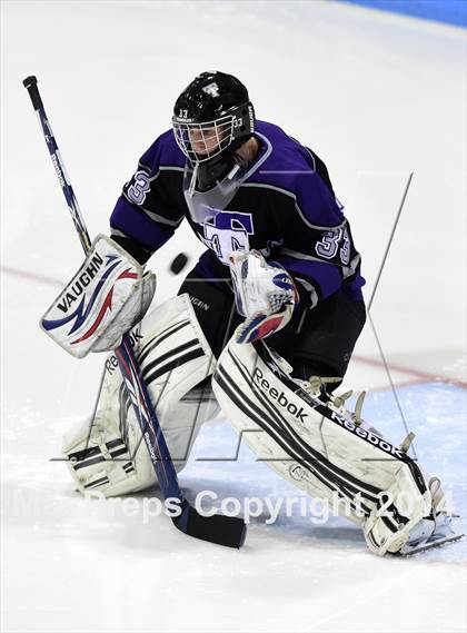 Thumbnail 1 in Tri-Town vs. Newtown (CIAC DIII Semifinal) photogallery.