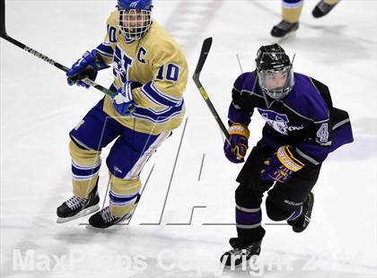 Thumbnail 3 in Tri-Town vs. Newtown (CIAC DIII Semifinal) photogallery.