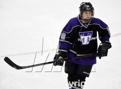 Thumbnail 3 in Tri-Town vs. Newtown (CIAC DIII Semifinal) photogallery.