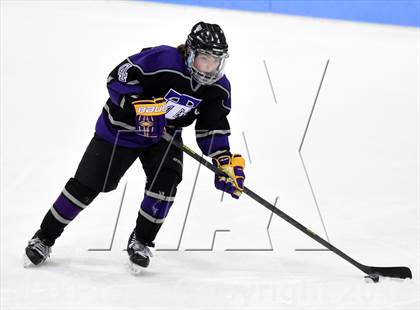 Thumbnail 3 in Tri-Town vs. Newtown (CIAC DIII Semifinal) photogallery.