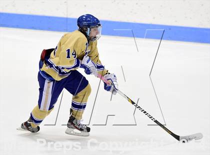 Thumbnail 3 in Tri-Town vs. Newtown (CIAC DIII Semifinal) photogallery.