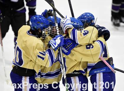 Thumbnail 1 in Tri-Town vs. Newtown (CIAC DIII Semifinal) photogallery.