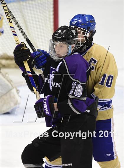 Thumbnail 1 in Tri-Town vs. Newtown (CIAC DIII Semifinal) photogallery.