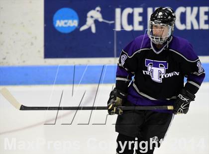 Thumbnail 3 in Tri-Town vs. Newtown (CIAC DIII Semifinal) photogallery.