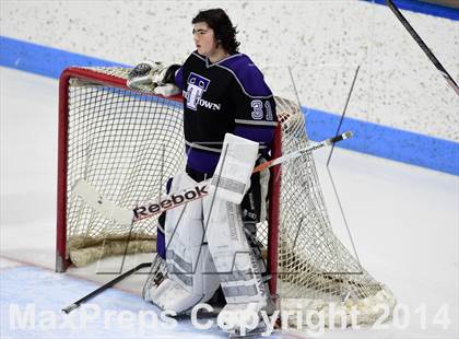 Thumbnail 3 in Tri-Town vs. Newtown (CIAC DIII Semifinal) photogallery.