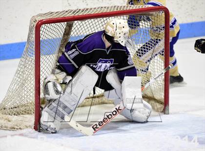 Thumbnail 2 in Tri-Town vs. Newtown (CIAC DIII Semifinal) photogallery.