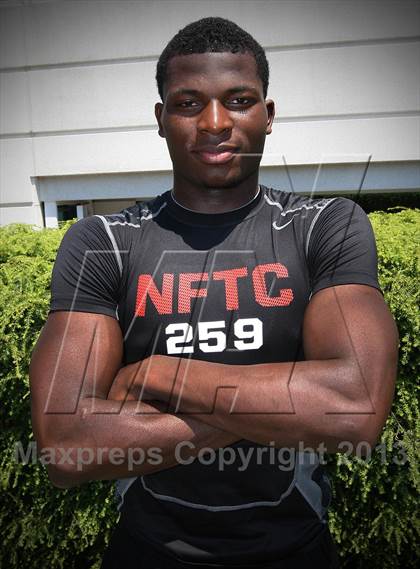 Thumbnail 3 in Lorenzo Carter Photo Shoot (@ The Opening) photogallery.