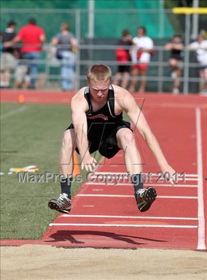 Thumbnail 3 in CIF NS D1 TRack & Field Championships (Boys Triple Jump) photogallery.