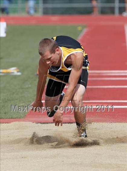 Thumbnail 2 in CIF NS D1 TRack & Field Championships (Boys Triple Jump) photogallery.