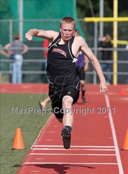 Thumbnail 3 in CIF NS D1 TRack & Field Championships (Boys Triple Jump) photogallery.