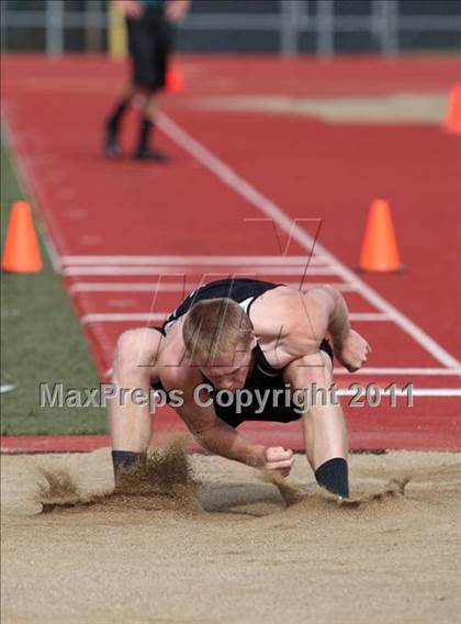 Thumbnail 2 in CIF NS D1 TRack & Field Championships (Boys Triple Jump) photogallery.