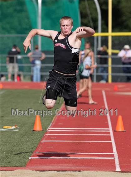 Thumbnail 2 in CIF NS D1 TRack & Field Championships (Boys Triple Jump) photogallery.