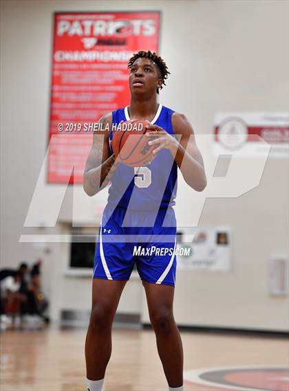 Thumbnail 3 in IMG Academy vs Choctawhatchee (Sun Bash Tournament) photogallery.