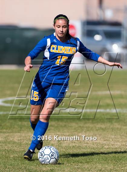 Thumbnail 1 in O'Connor vs. Clemens (NEISD Tournament) photogallery.