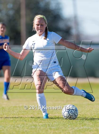 Thumbnail 3 in O'Connor vs. Clemens (NEISD Tournament) photogallery.