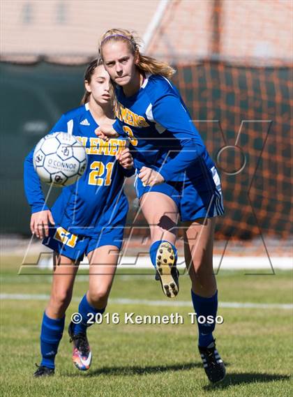Thumbnail 3 in O'Connor vs. Clemens (NEISD Tournament) photogallery.