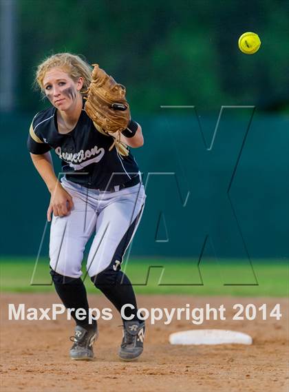 Thumbnail 3 in Junction vs. Charlotte (UIL 1A Bi-district) photogallery.