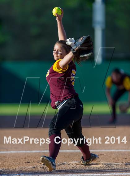 Thumbnail 3 in Junction vs. Charlotte (UIL 1A Bi-district) photogallery.