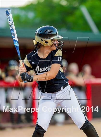 Thumbnail 2 in Junction vs. Charlotte (UIL 1A Bi-district) photogallery.