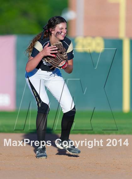 Thumbnail 2 in Junction vs. Charlotte (UIL 1A Bi-district) photogallery.