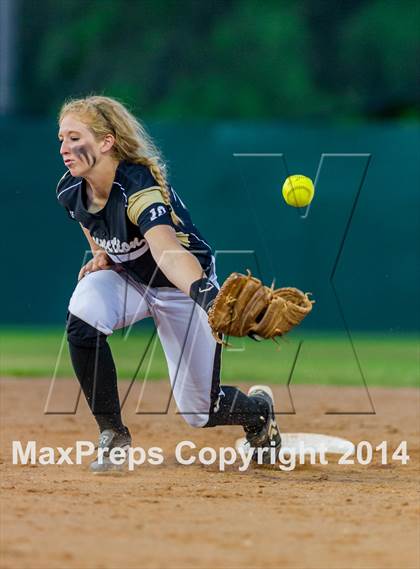 Thumbnail 1 in Junction vs. Charlotte (UIL 1A Bi-district) photogallery.