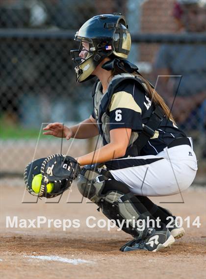 Thumbnail 1 in Junction vs. Charlotte (UIL 1A Bi-district) photogallery.