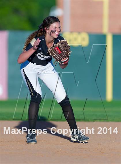 Thumbnail 3 in Junction vs. Charlotte (UIL 1A Bi-district) photogallery.