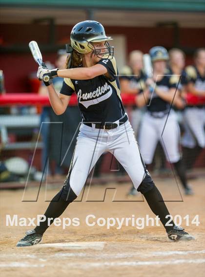 Thumbnail 3 in Junction vs. Charlotte (UIL 1A Bi-district) photogallery.