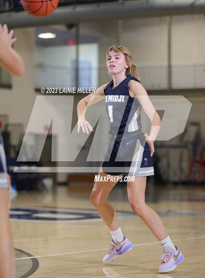 Thumbnail 2 in Hermantown vs. Bemidji photogallery.