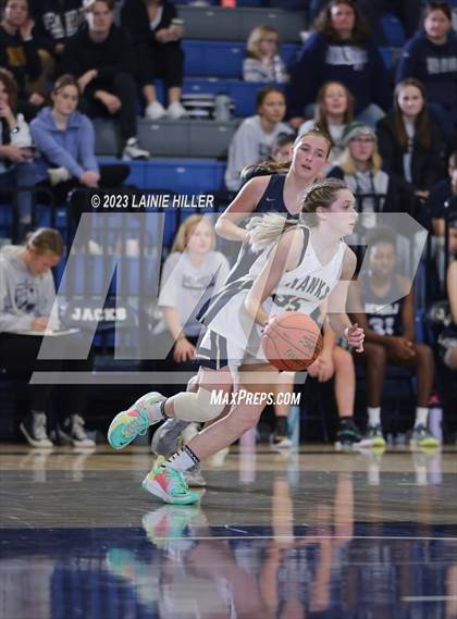 Thumbnail 2 in Hermantown vs. Bemidji photogallery.