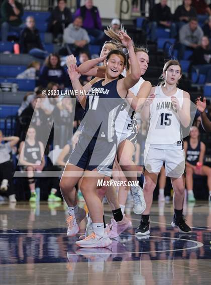 Thumbnail 2 in Hermantown vs. Bemidji photogallery.