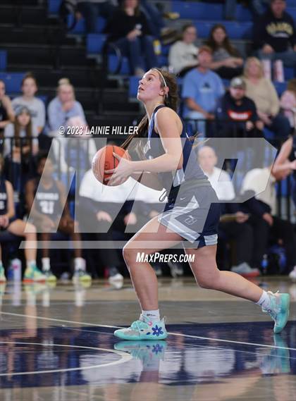 Thumbnail 3 in Hermantown vs. Bemidji photogallery.