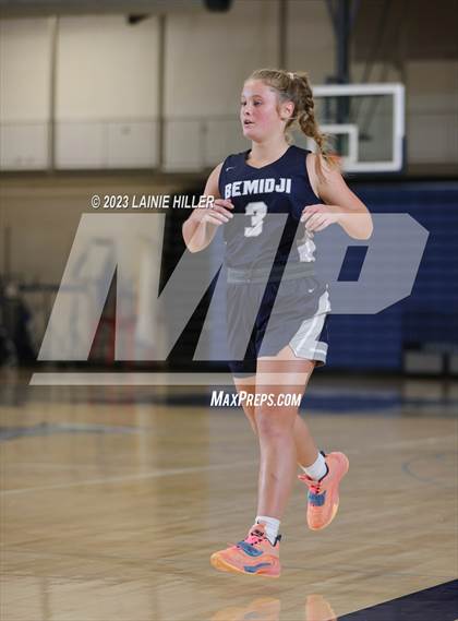 Thumbnail 3 in Hermantown vs. Bemidji photogallery.