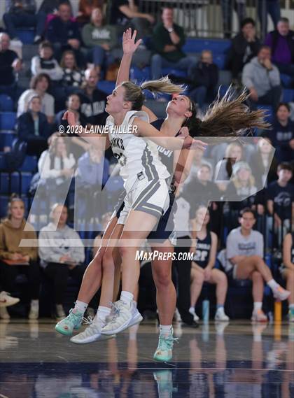 Thumbnail 2 in Hermantown vs. Bemidji photogallery.