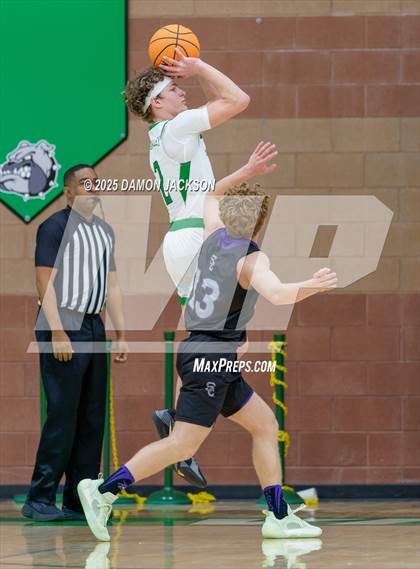 Thumbnail 3 in Spring Creek vs Virgin Valley photogallery.