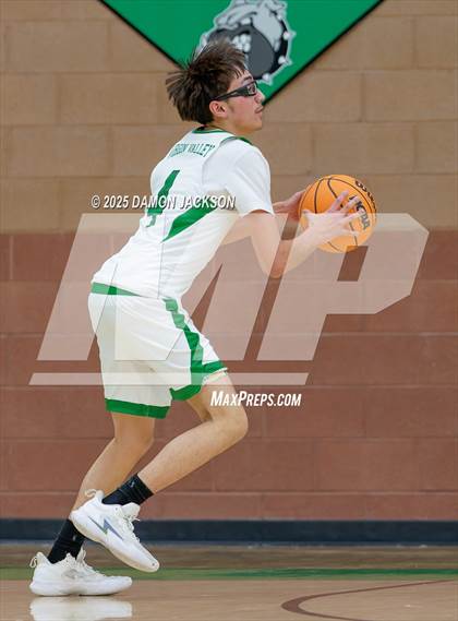 Thumbnail 3 in Spring Creek vs Virgin Valley photogallery.