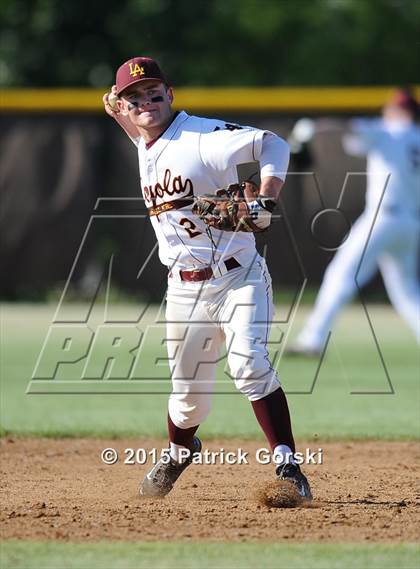 Thumbnail 2 in Notre Dame @ Loyola Academy (IHSA Class 4A Regional Playoff) photogallery.