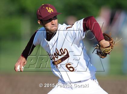 Thumbnail 3 in Notre Dame @ Loyola Academy (IHSA Class 4A Regional Playoff) photogallery.