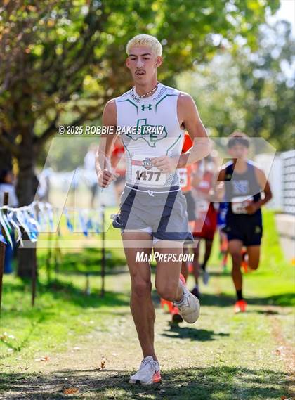 Thumbnail 2 in UIL 2A Boys Cross Country State Final photogallery.